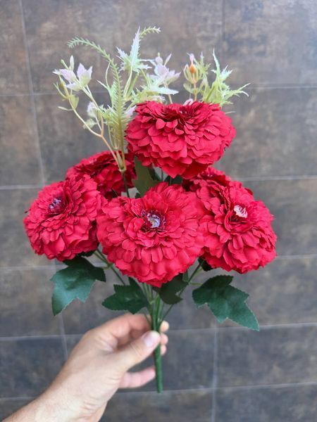 Чорнобривці махрові в букеті  1426 фото